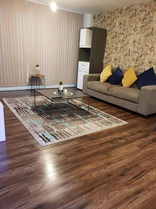 Luxury 9Ine Beautiful Bull Ring Apartment Free Parking 버밍엄 외부 사진