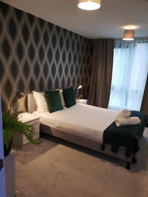 Luxury 9Ine Beautiful Bull Ring Apartment Free Parking 버밍엄 외부 사진