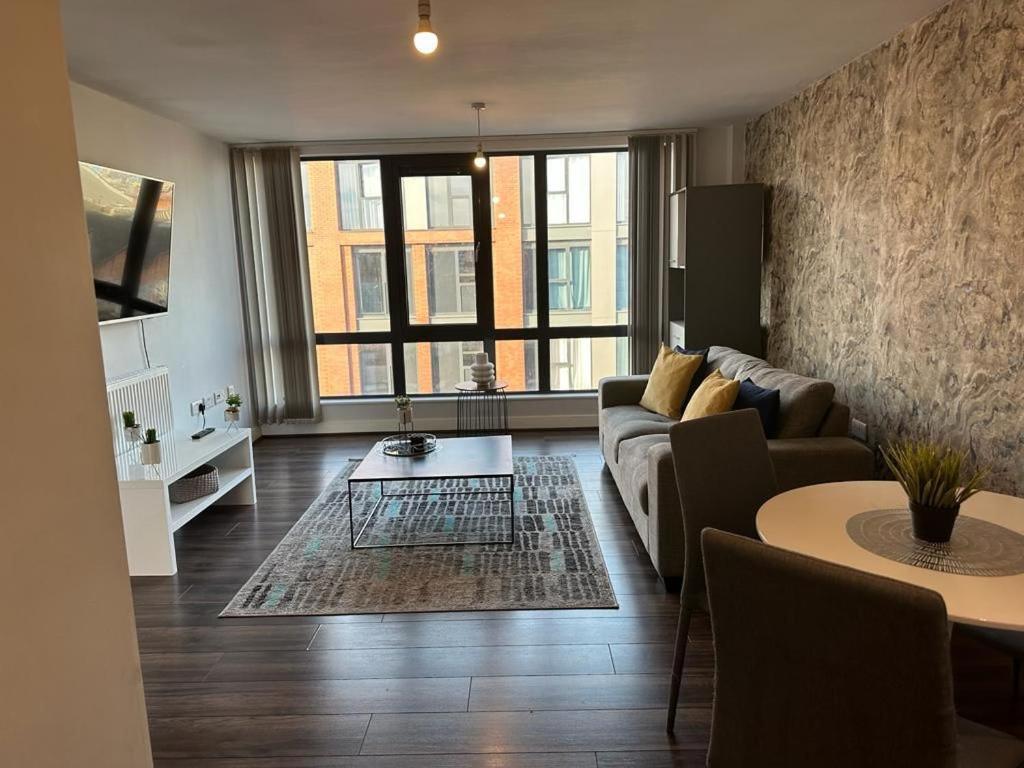 Luxury 9Ine Beautiful Bull Ring Apartment Free Parking 버밍엄 외부 사진