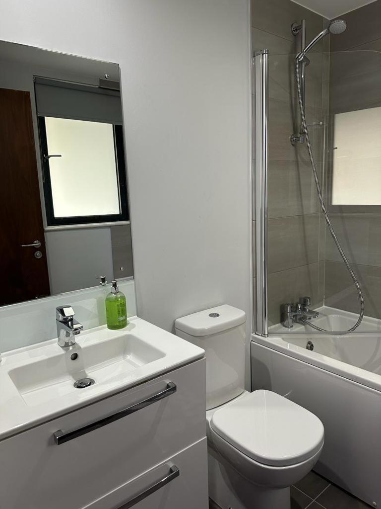 Luxury 9Ine Beautiful Bull Ring Apartment Free Parking 버밍엄 외부 사진