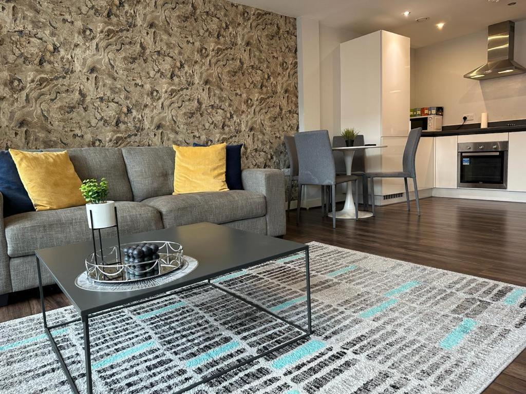 Luxury 9Ine Beautiful Bull Ring Apartment Free Parking 버밍엄 외부 사진